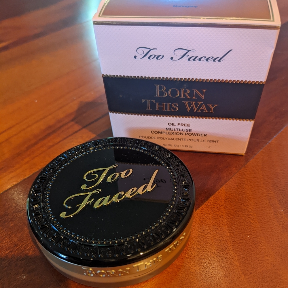 Too Faced Born This Way Multi Use Mahogany Complexion Powder New in Box ❤️